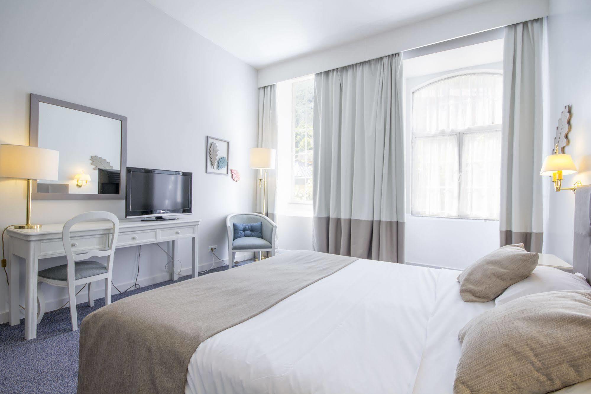 Hotel Apartamentos Geres Ribeiro Extérieur photo