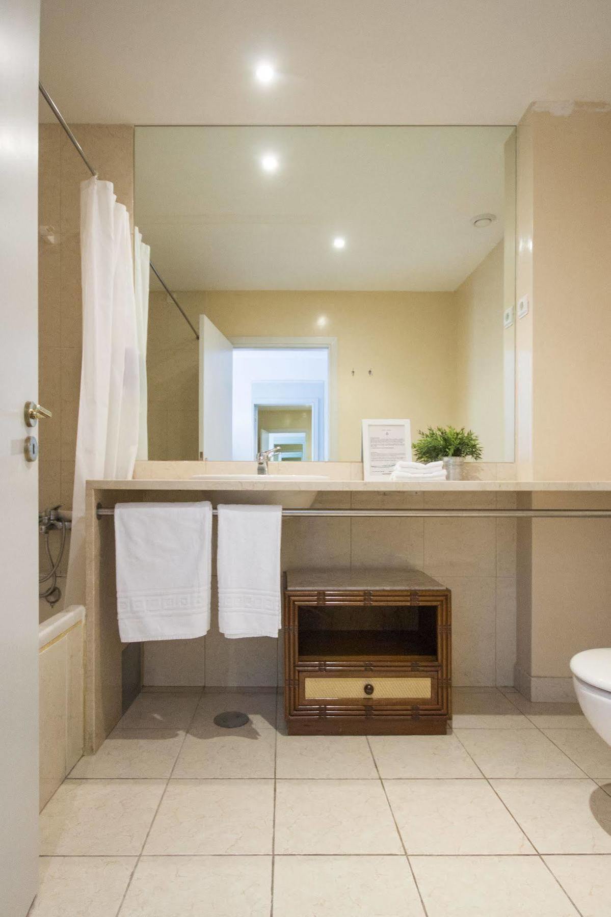Hotel Apartamentos Geres Ribeiro Extérieur photo